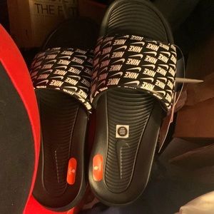 Nike all over print victory slides